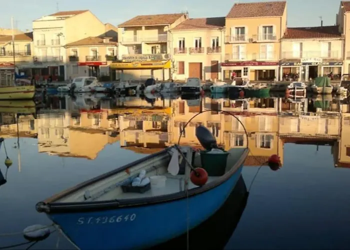 Appartement En Plein Centre A 100M Du Port