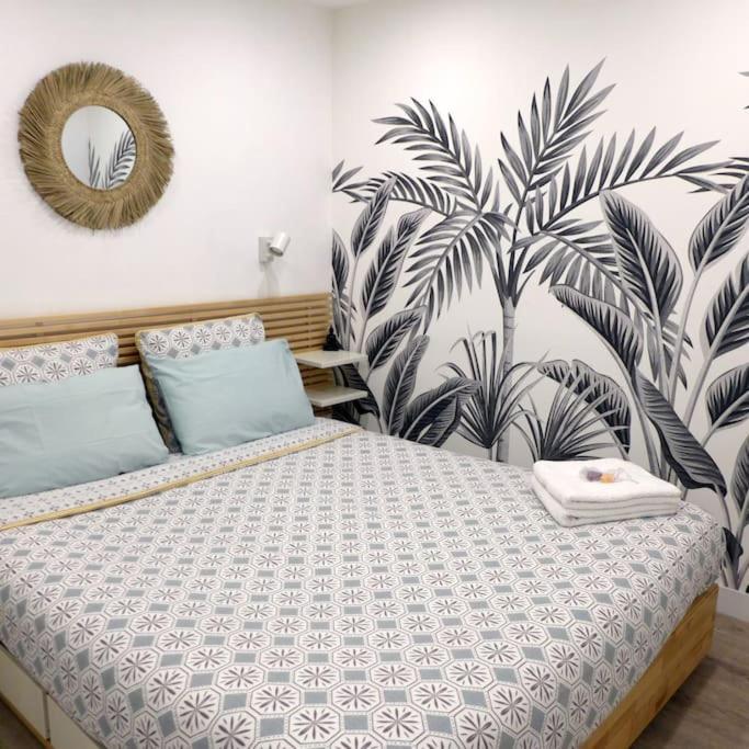 Apartment En Plein Centre A 100m Du Port *